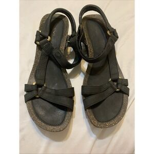 Woman's Teva Cork Wedge Sandal Dark Brown Leather  Size 10